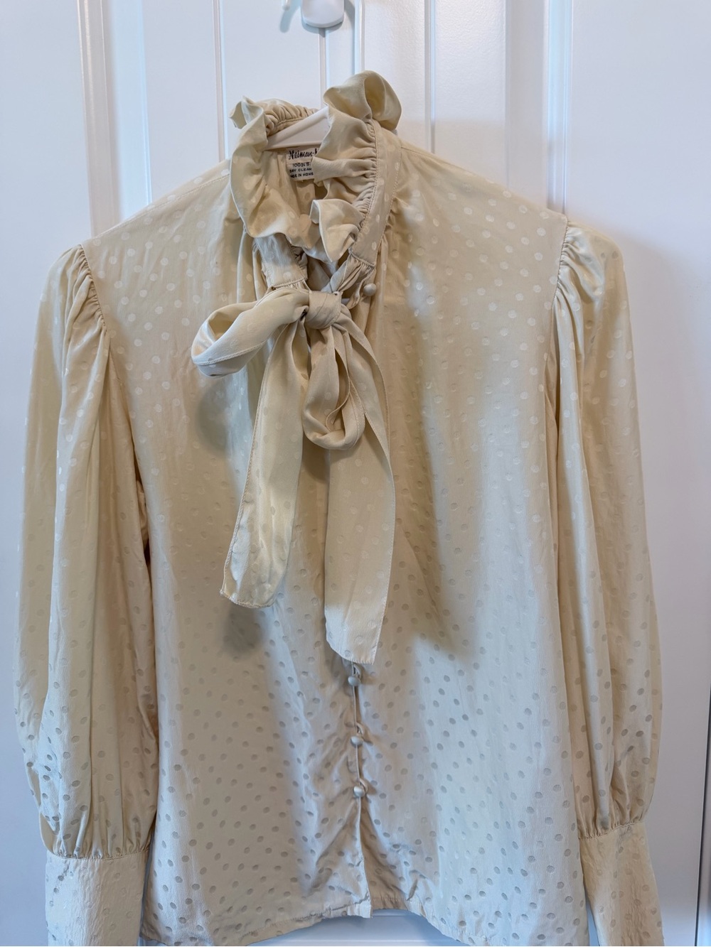 Vintage Neiman Marcus 100% Silk Ruffle Tie Neck Blouse Size 4